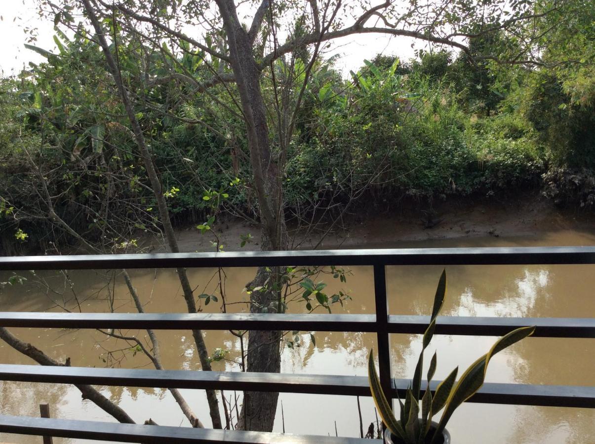 Quoc Phuong Riverside Homestay Ben Tre Εξωτερικό φωτογραφία